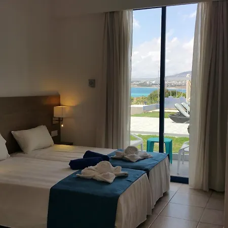 Marica's Boutique 3*