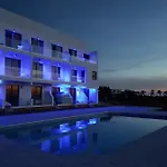Marica's Boutique 3*