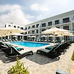 Marica's Boutique Aparthotel 3*