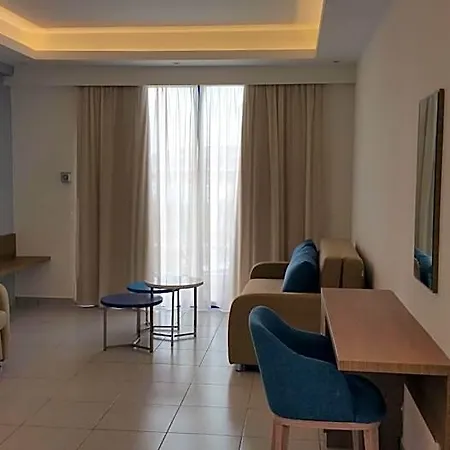 Marica's Boutique קיסונרגה