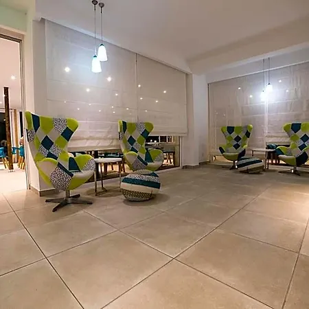 Marica's Boutique מלון דירות קיסונרגה