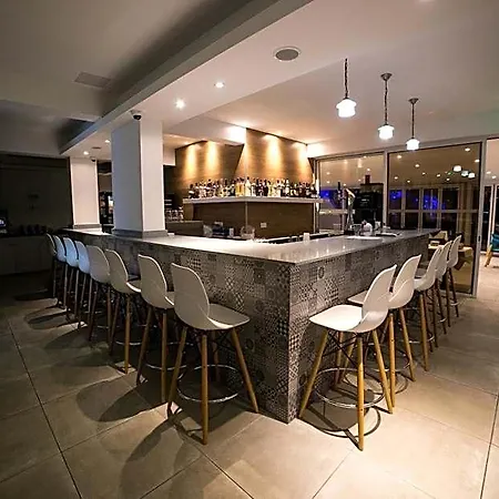Marica's Boutique קיסונרגה