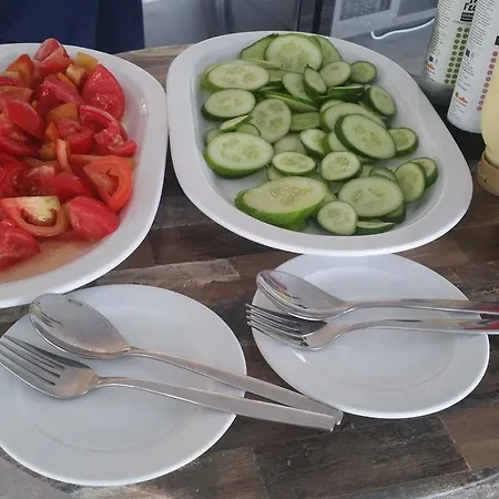 Marica's Boutique 3*