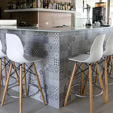 Marica's Boutique 基索内加