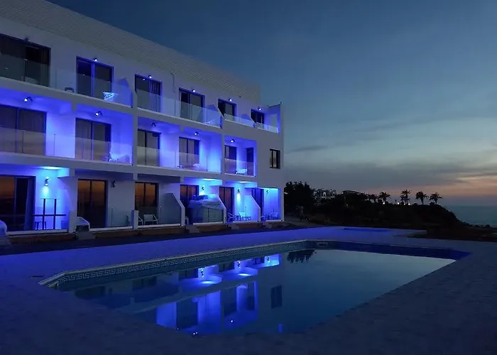 Marica's Boutique 3*