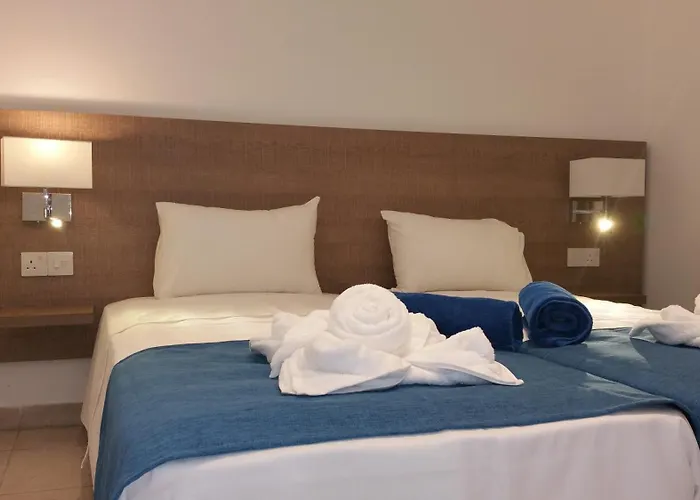 Aparthotel Marica's Boutique Kissonerga