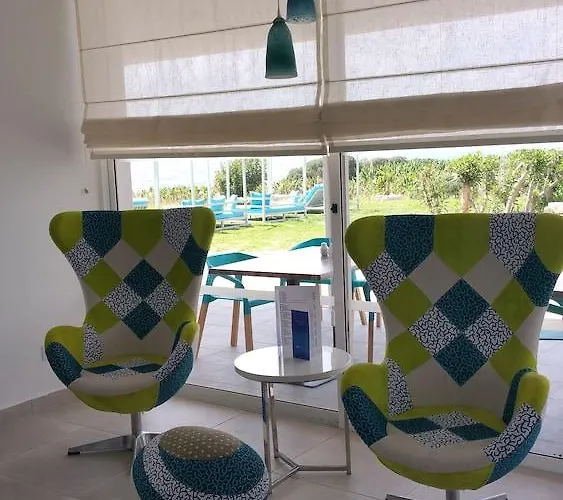 Marica's Boutique Aparthotel Kissonerga