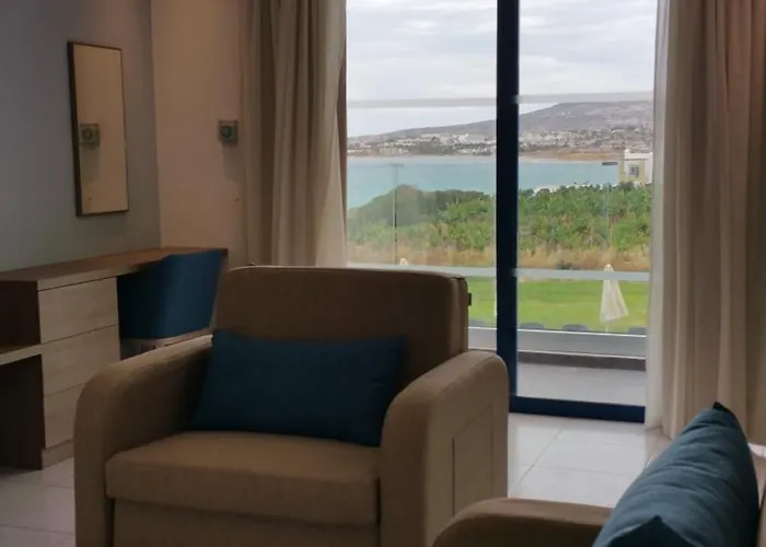 Marica's Boutique Aparthotel Kissonerga