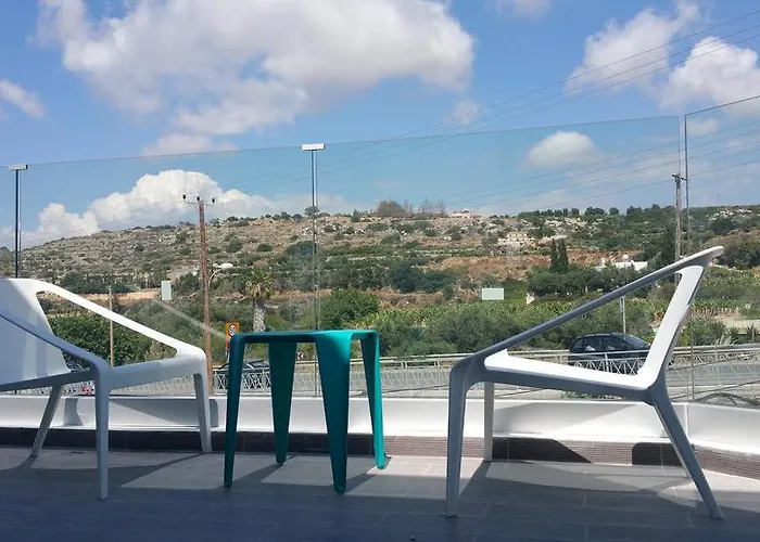 Marica's Boutique 3*