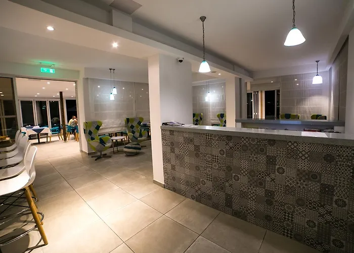 Marica's Boutique Aparthotel Kissonerga