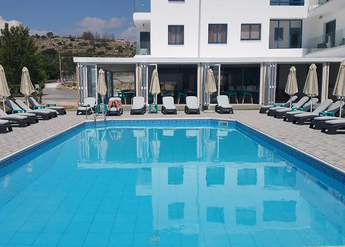 Aparthotel Marica's Boutique Kissonerga